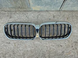 BMW 5 G30 G31 Grille calandre supérieure de pare-chocs avant 9464210