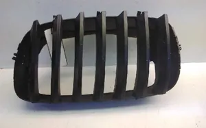 BMW X6 M Grill / Wlot powietrza błotnika przedniego 51137157687