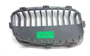 BMW 1 F20 F21 Grill / Wlot powietrza błotnika przedniego 7324389