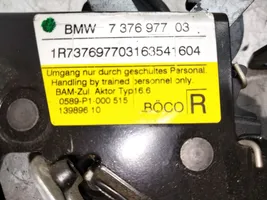 BMW 2 F46 Zaczep bagażnika 737697703