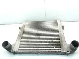 Nissan Atleon Chłodnica powietrza doładowującego / Intercooler 