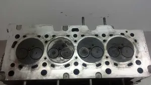 Nissan Kubistar Engine head 