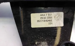 Fiat Doblo Etuoven manuaalinen ikkunan nostin 0517184040E