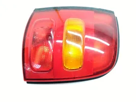 Nissan Micra C+C Luci posteriori 265556F600