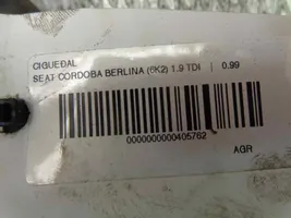 Seat Cordoba (6K) Wał korbowy 