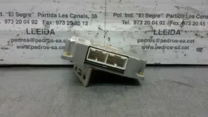 Nissan Navara Calculateur moteur ECU 33084EA302