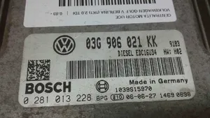 Volkswagen Golf SportWagen Calculateur moteur ECU 0281013223
