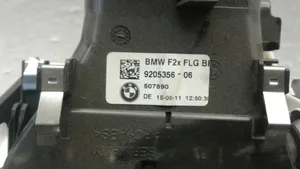 BMW 1 E82 E88 Rejilla de ventilación central del panel 920535606