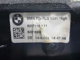 BMW 1 E82 E88 Kojelaudan keskiosan tuuletussuuttimen ritilä 920711611