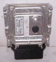 Hyundai i10 Komputer / Sterownik ECU silnika 39115-04389