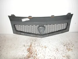 Proton Savvy Atrapa chłodnicy / Grill 