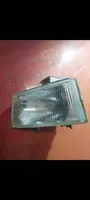 Mazda B2500 Lampa przednia 10016020