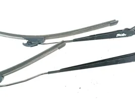 Chevrolet Malibu Windshield/front glass wiper blade 