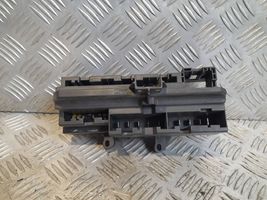 BMW 7 E65 E66 Module de fusibles 18560