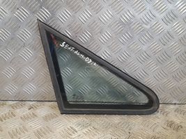 Seat Alhambra (Mk1) Finestrino/vetro triangolo anteriore 43R001100