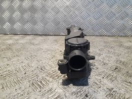 Volvo V50 Tapa de balancines 993760