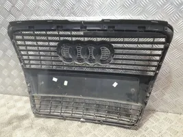 Audi A6 S6 C6 4F Grotelės viršutinės 4F0853651S