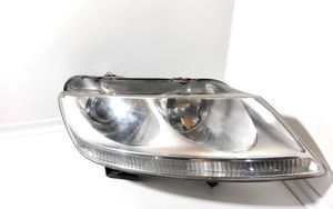 Volkswagen Phaeton Lampa przednia 3D1941016H