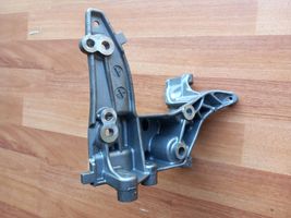 Citroen C4 II Picasso Support de générateur / alternateur 9674030280