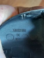 Volkswagen PASSAT B6 Copertura per maniglia portiera posteriore 3C0837880