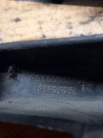 Opel Vectra C Kratka dolna zderzaka przedniego 13182925