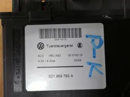 Volkswagen Touareg I Motorino alzacristalli della portiera anteriore 7L0959701A
