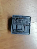 Volkswagen Touareg I Other relay 1J0906381A