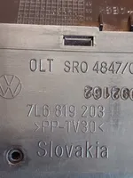 Volkswagen Touareg I Oro grotelės gale 7L6819203