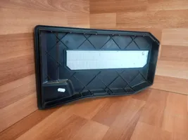 Volkswagen Touareg I Battery box tray cover/lid 7L0864643B