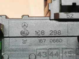 Mercedes-Benz C W204 Módulo de fusible 168298