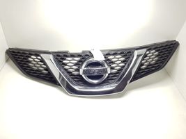 Nissan Qashqai Grille calandre supérieure de pare-chocs avant 623124EA0A