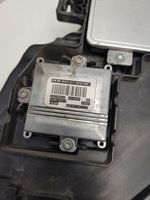 Volvo XC70 Lampa przednia 31283917