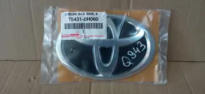 Toyota Aygo AB40 Emblemat / Znaczek tylny / Litery modelu 75431-0H060