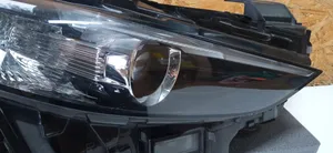 Mazda 3 Lampa przednia BCJH-51030
