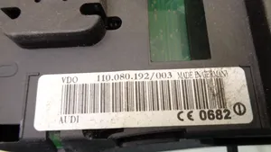 Audi A2 Tachimetro (quadro strumenti) 8Z0920900T