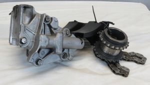 Renault Master III Pompe à huile 8200916824