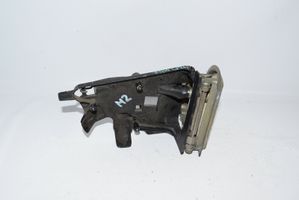 Mercedes-Benz E W211 Element lusterka bocznego drzwi przednich 2038105976