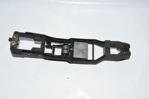 Mercedes-Benz ML W163 Support poignée extérieur de porte avant 1637600034