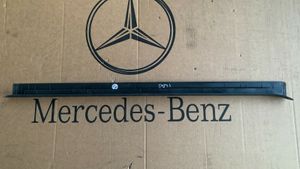 Mercedes-Benz CLC CL203 Listwa progowa przednia A2036862036