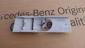 Mercedes-Benz E W211 Rivestimento montante (C) A2116900925