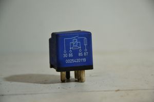 Mercedes-Benz SL R129 Other relay a0025420119