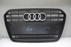 Audi A6 C7 Grotelės viršutinės GRILL