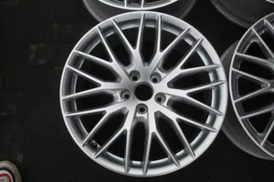 Audi Q2 - R19-alumiinivanne 