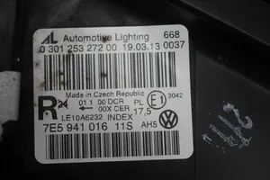 Volkswagen Multivan T5 Lampa przednia LAMPA