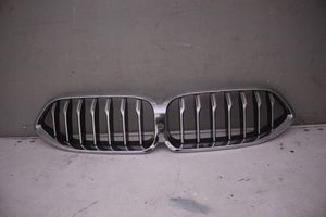 BMW 8 G15 Maskownica / Grill / Atrapa górna chłodnicy 3c3