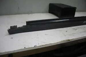 Porsche Macan Front sill (body part) LISTWA