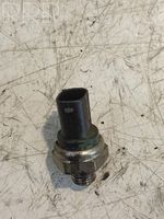 Mercedes-Benz C W203 Sonde de température de liquide de refroidissement A0061531128