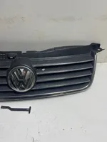 Volkswagen PASSAT B5.5 Griglia anteriore 3B0853601C