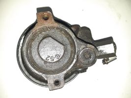 Ford Mondeo Mk III Pompe de direction assistée 93BB3A733AB