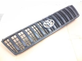 Toyota Land Cruiser (J100) Maskownica / Grill / Atrapa górna chłodnicy 